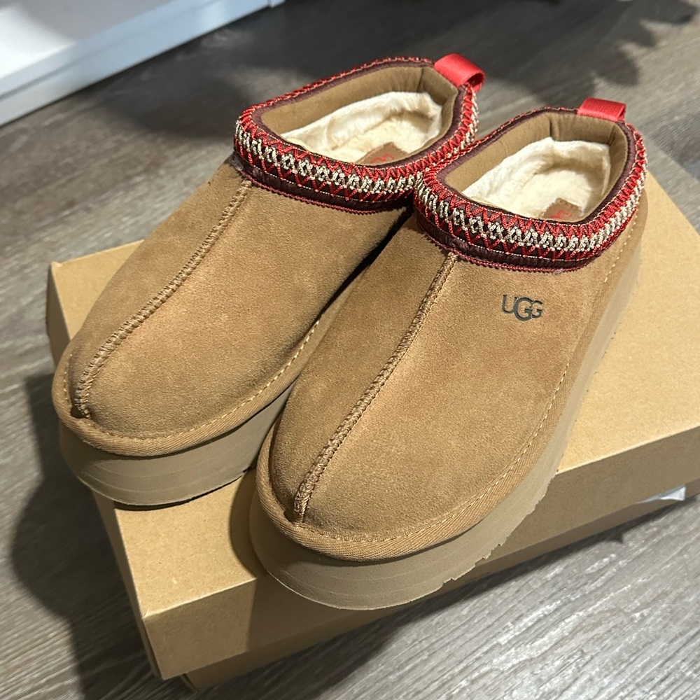UGG Tazz II in Chestnut